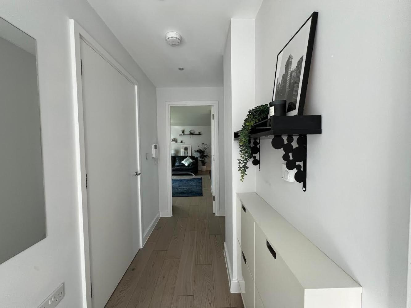 Cambridge Stays - Apartment At Addenbrooke Hospital And Bio Campus - Free Private Parking ภายนอก รูปภาพ
